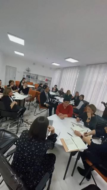 Педагог психологтары мен денсаулық сақтау өкілдері арасындағы кездесу